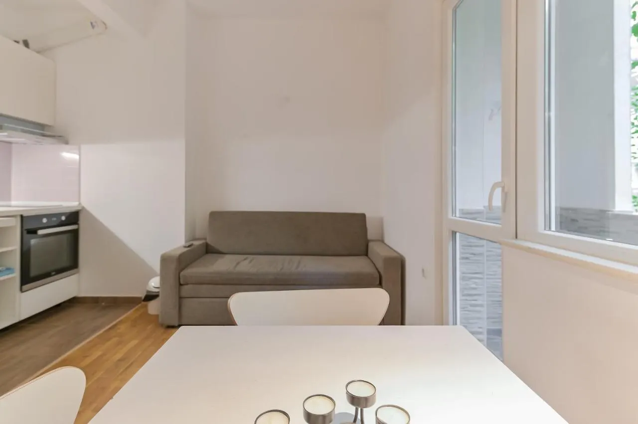 Bright Apartment In The Heart Of The City By Flat Mаnager Sofia Bulgaria