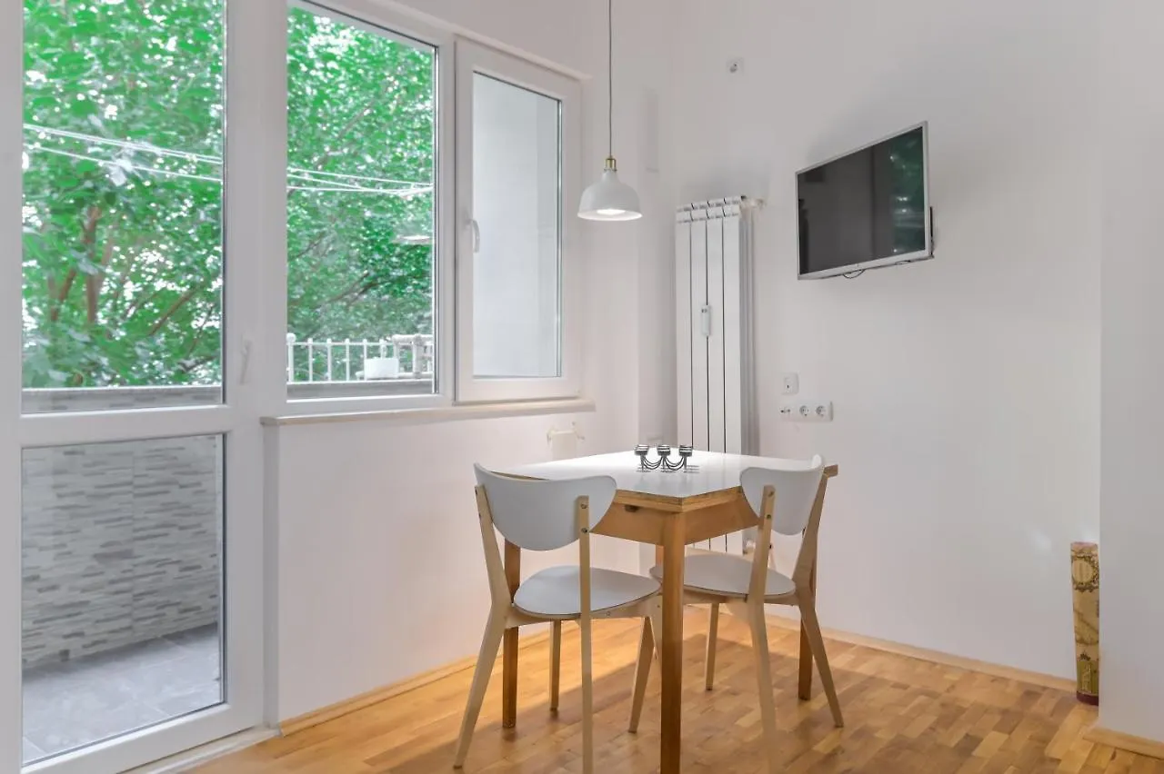 Bright Apartment In The Heart Of The City By Flat Mаnager Sofia